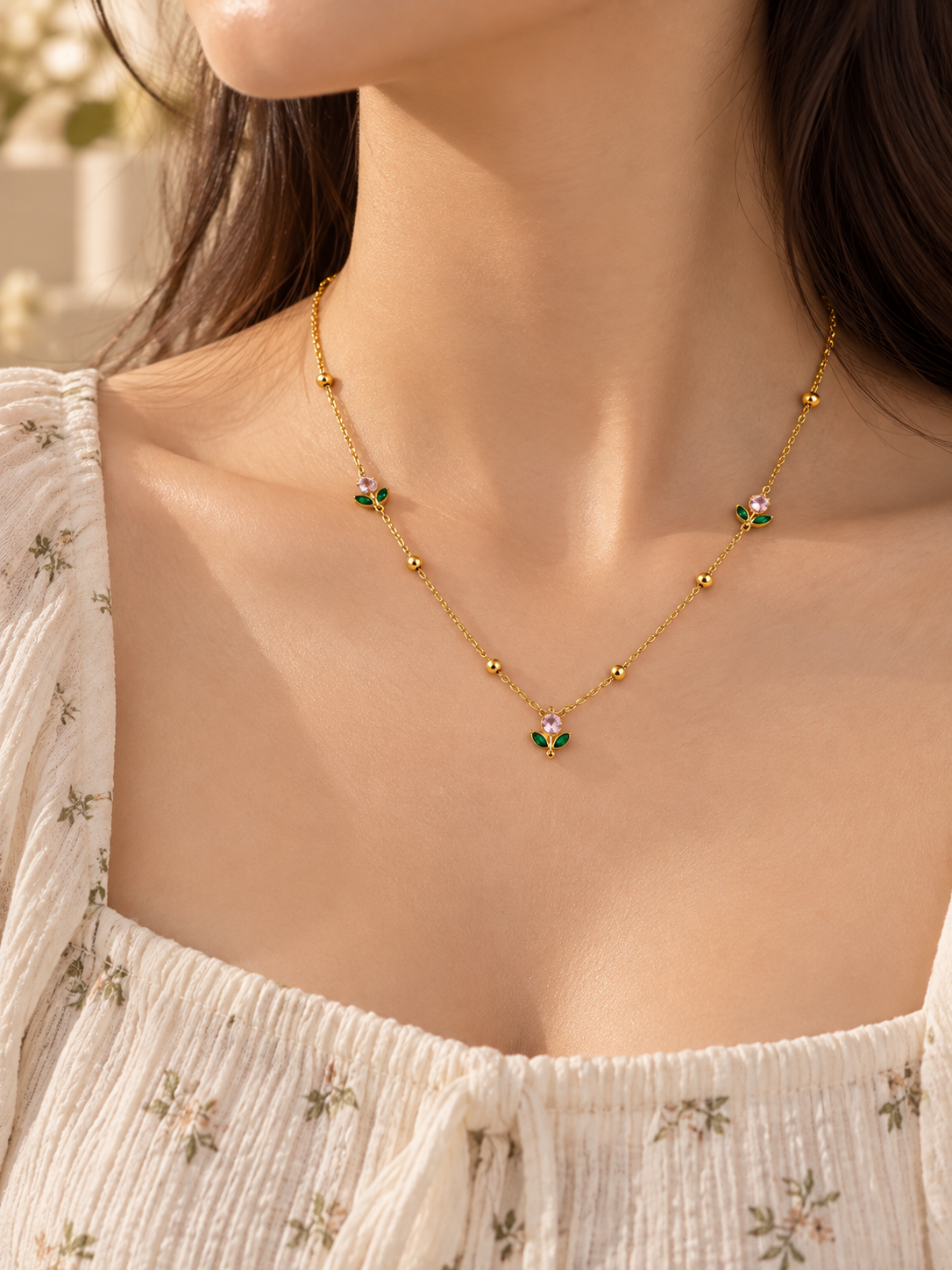 Tulip Necklace