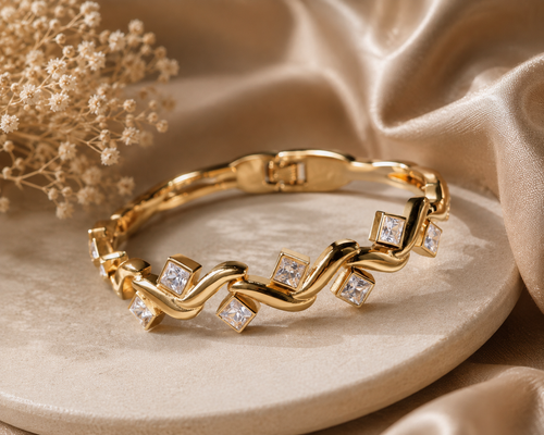 Evaraa Crystal Wave Bangle
